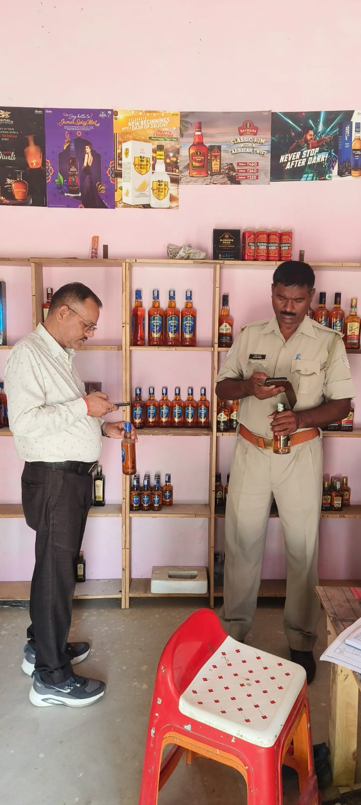 फुटकर मदिरा एवं कंपोजिट दुकानों का हुआ निरीक्षण, दिए गए आवश्यक दिशा-निर्देश