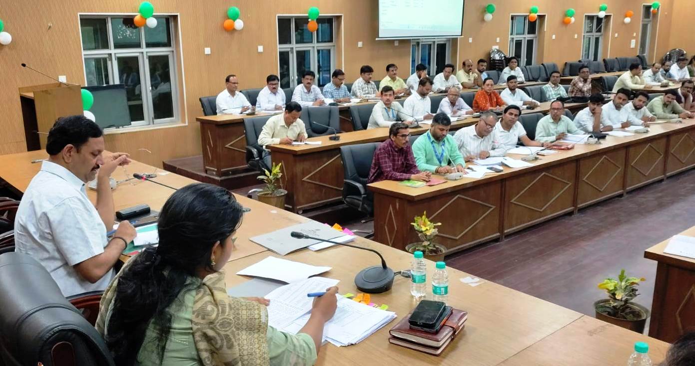 जिला स्तरीय क्रियान्वयन समिति की बैठक