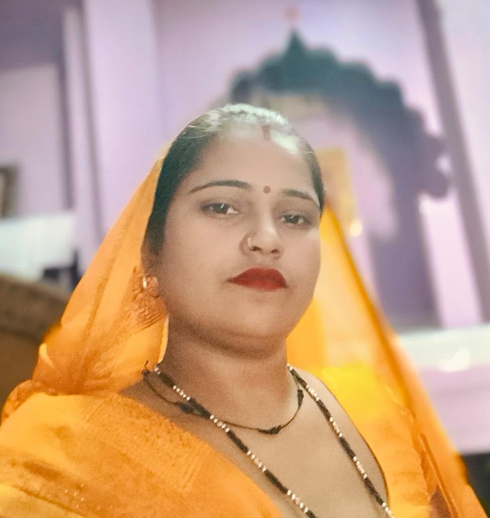 गांव पोहपा बुर्ज भदाया में महिला ने लगाई फांसी, 3 मासूम बच्चे अनाथ