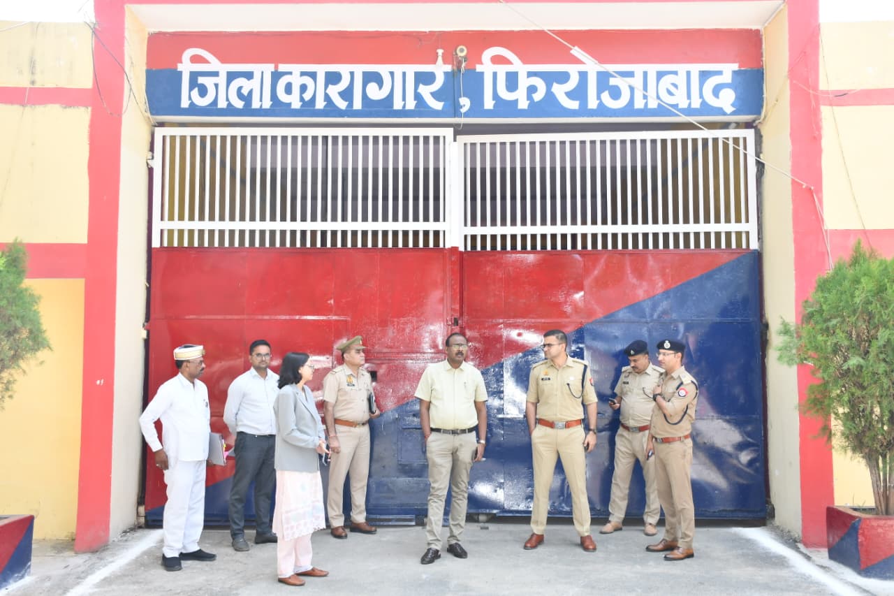 जनपद न्यायाधीश, डीएम और एसएसपी ने जिला कारागार का किया निरीक्षण, व्यवस्थाओं का लिया जायजा