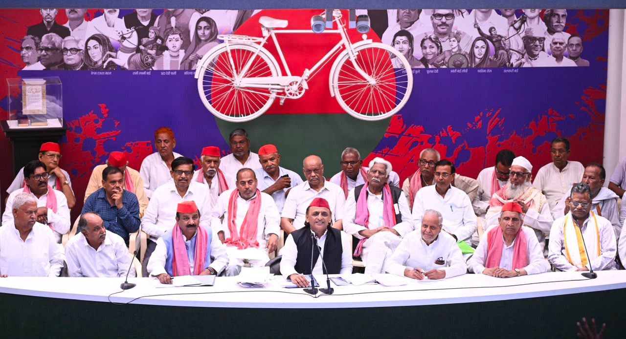 भाजपा के पास अयोध्या में चढ़ावा चोरी का कोई जवाब नहीं है: अखिलेश यादव