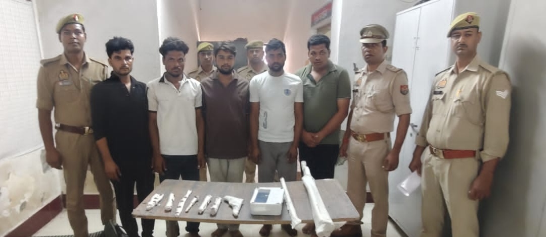 डकैती की घटना को अंजाम देने से पहले पुलिस ने शातिर बदमाशों को दबोचा