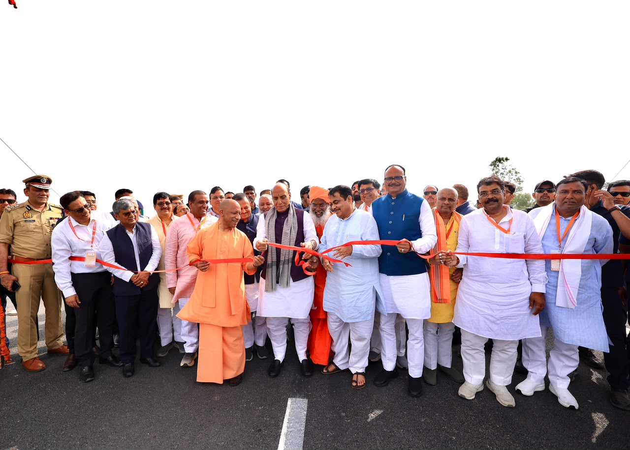 योगी सरकार में एक और मील का पत्थर, 45 मिनट में लखनऊ से कानपुर