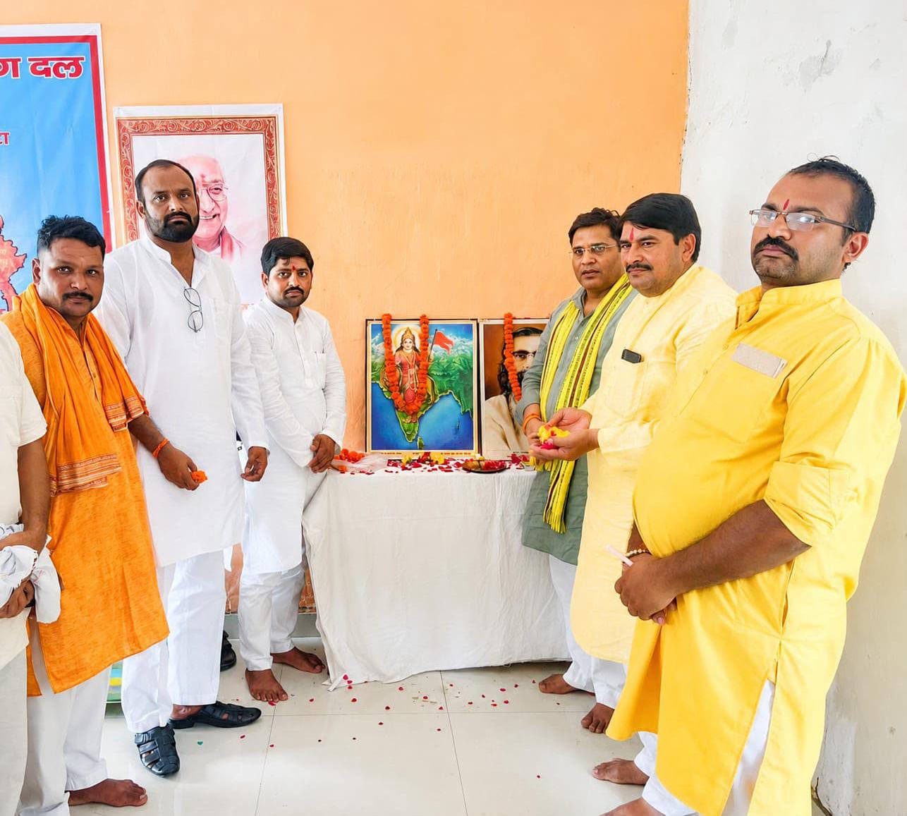 अखंड भारत संकल्प दिवस: फरह में गूंजा एकता और अखंडता का संदेश