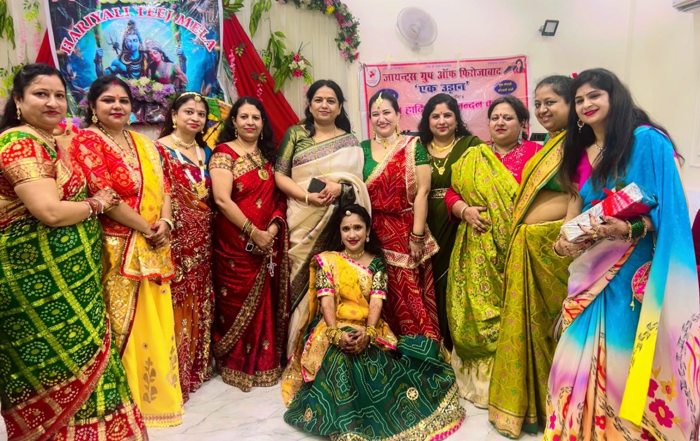 जॉइंट्स ग्रुप ऑफ फिरोजाबाद ‘एक उड़ान’ ने धूमधाम से मनाई हरियाली तीज