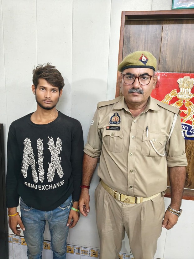 शिकोहाबाद में मकान से बर्तन चोरी का खुलासा, 66 स्टील और 30 पीतल के बर्तन बरामद, एक गिरफ्तार