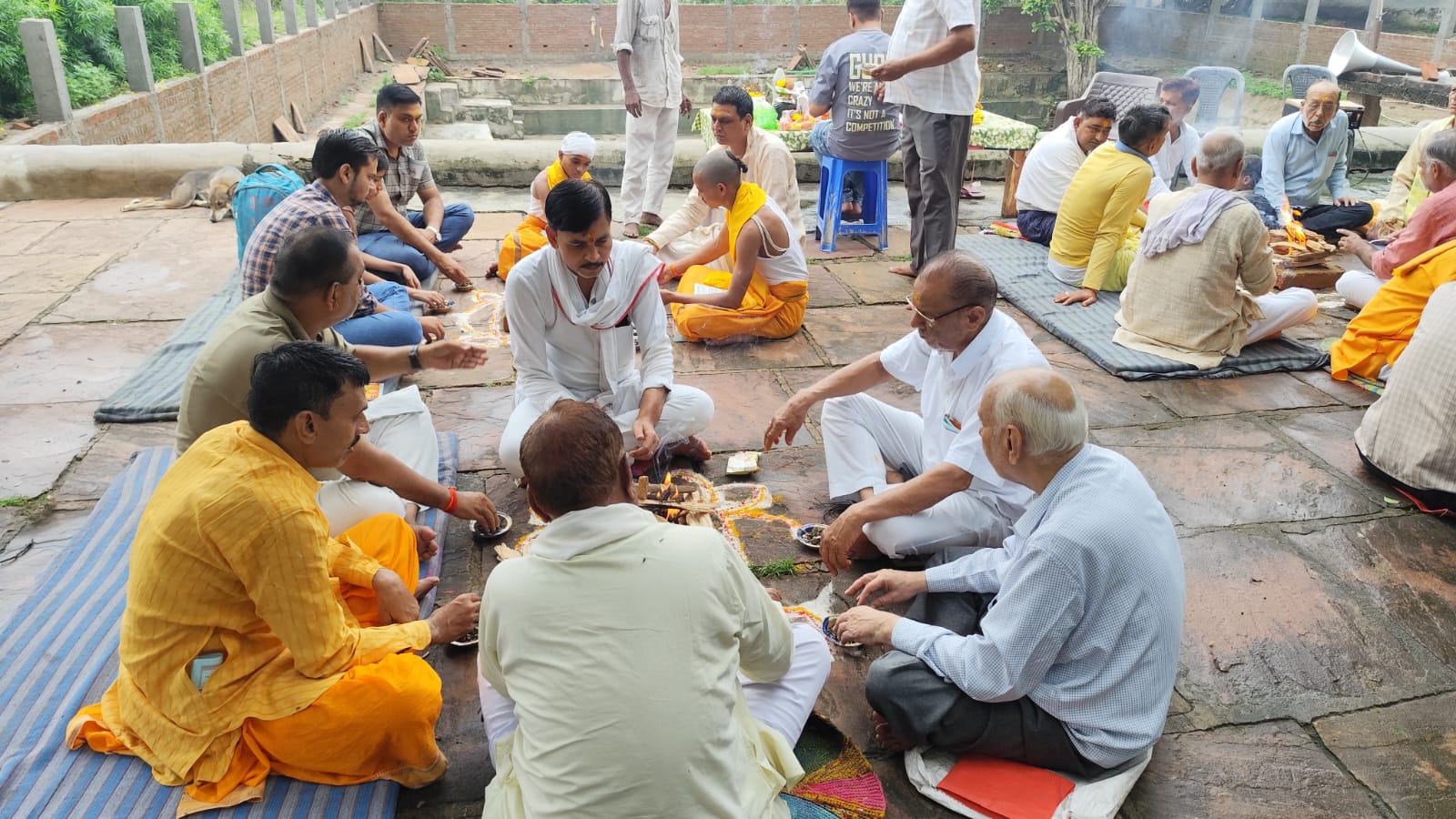 विप्र समाज ने राम कुंड पर किया श्रावणी उपाकर्म बांधे रक्षा सूत्र