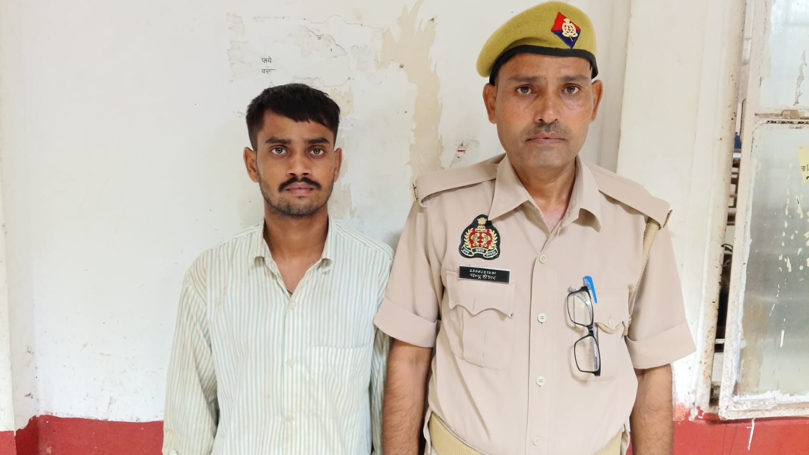 शिकोहाबाद पुलिस ने हत्या और दुष्कर्म के मामले में वांछित अभिषेक को किया गिरफ्तार