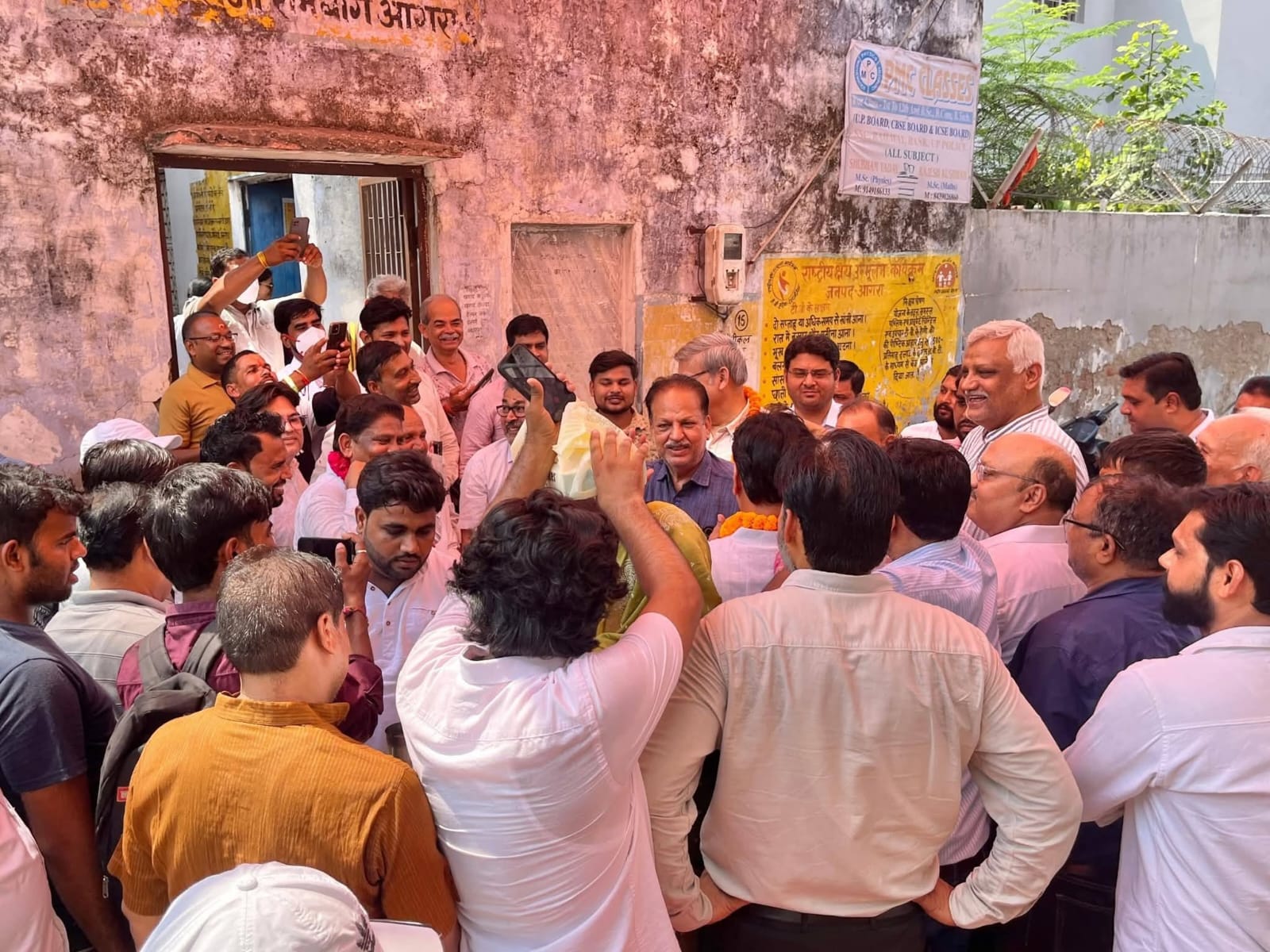 रामबाग मेडिकल केयर यूनिट के मरम्मत कार्य का शुभारंभ, करीब 10 लाख रुपये होंगे खर्च