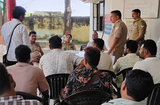 फिरोजाबाद: ऑपरेशन क्लीन के तहत छह लावारिस वाहनों की नीलामी, पुलिस को मिले 1.06 लाख रुपये