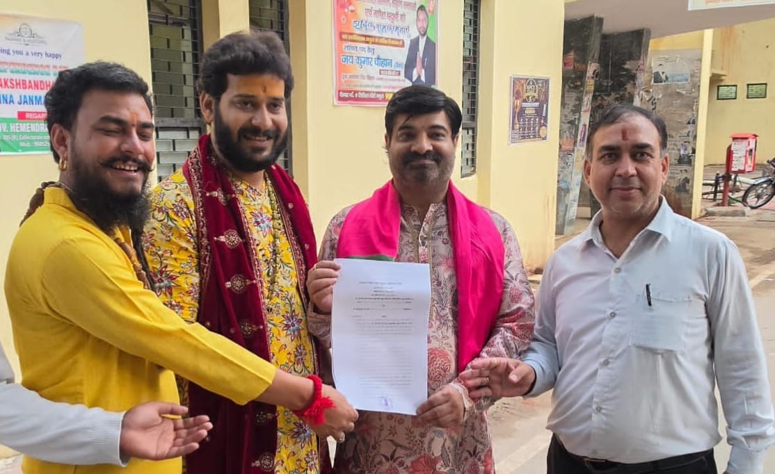 मथुरा सिविल कोर्ट ने प्राचीन मुखारविंद मंदिर के रिसीवर पद पर अमित कुमार गोस्वामी को किया नियुक्त