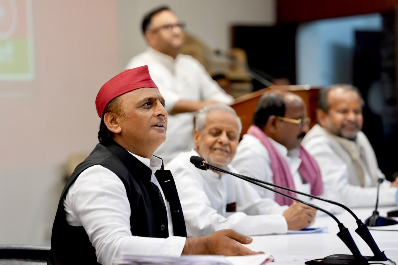 24 अक्टूबर तक सभी पीडीए कर्मी रहे मुस्तेज: अखिलेश यादव
